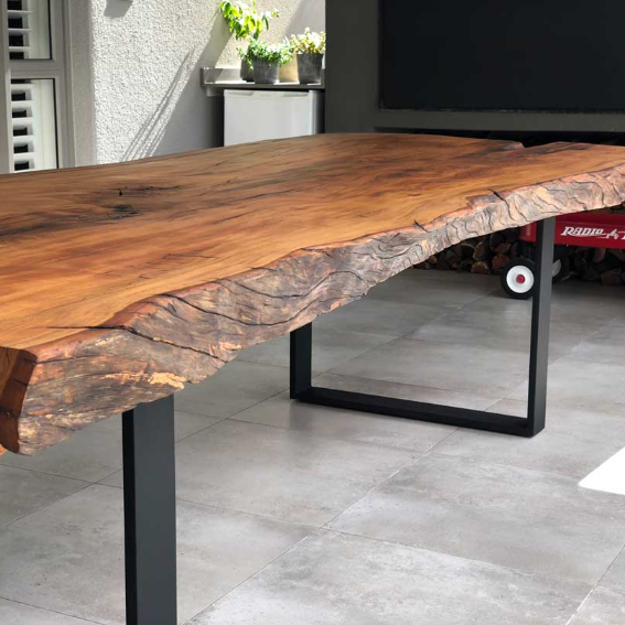 Matumi Dining Table